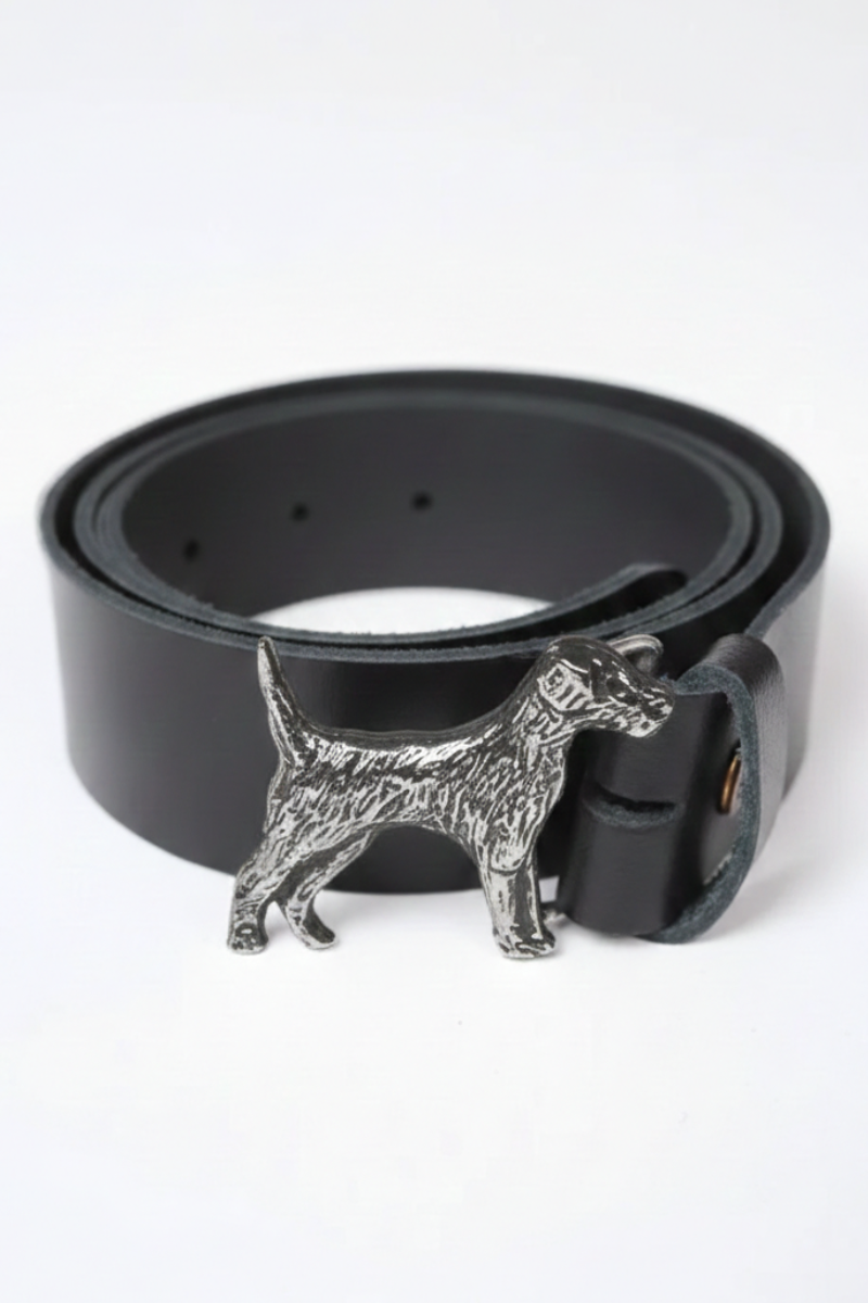 Cinturones de piel con hebilla de perro