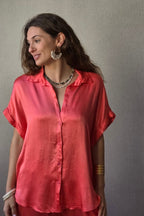 Camisa de raso coral