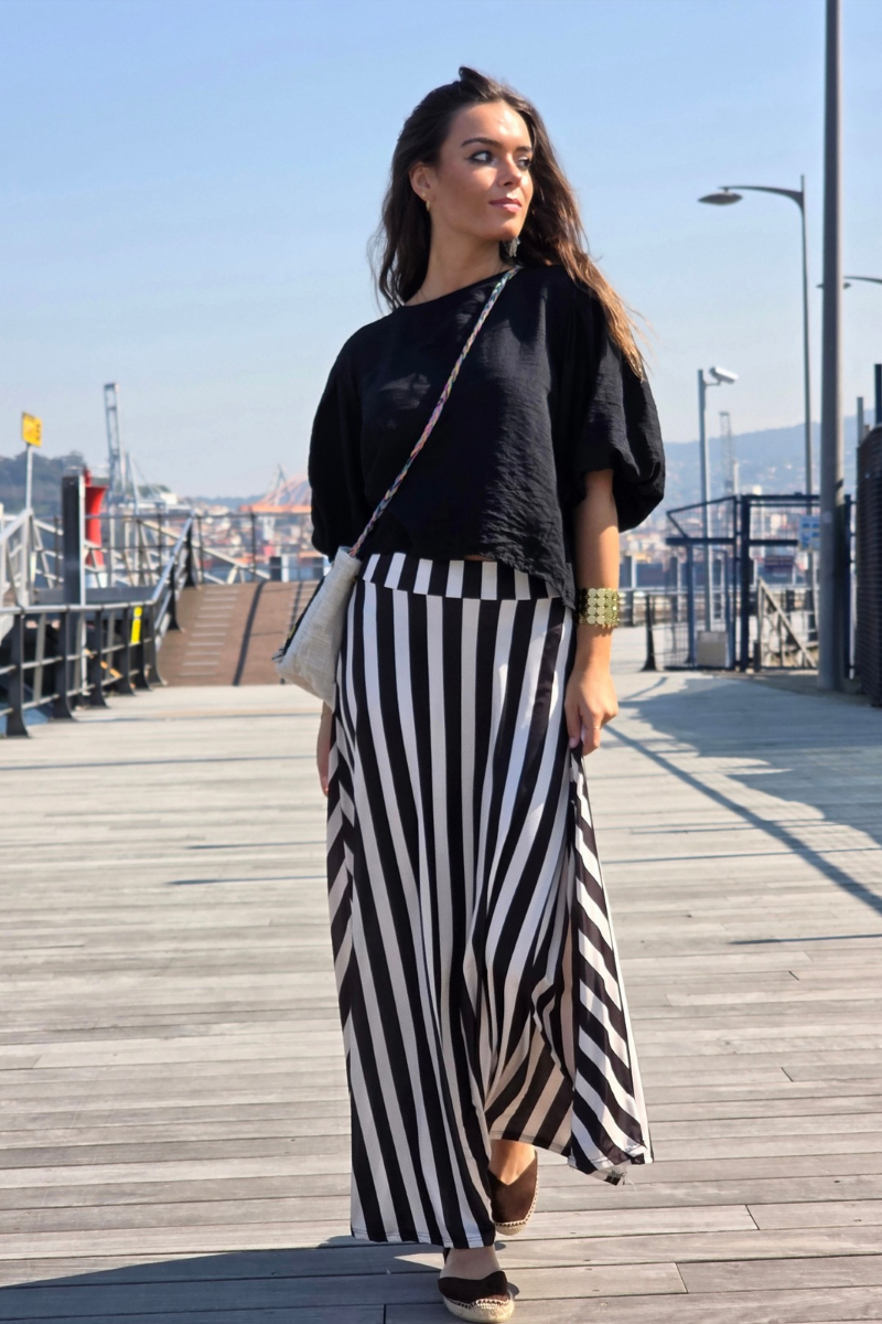 Falda Larga de Rayas Negra elástica