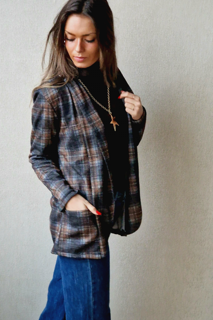 Las americanas escocesas son un complemento ideal para los looks