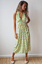 Vestido estampado con lazada en espalda en color verde