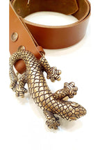 Cinturones de piel con Salamandra