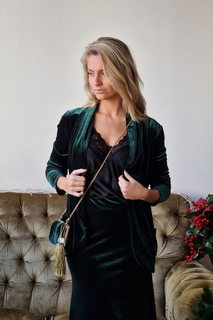 Americana de terciopelo verde