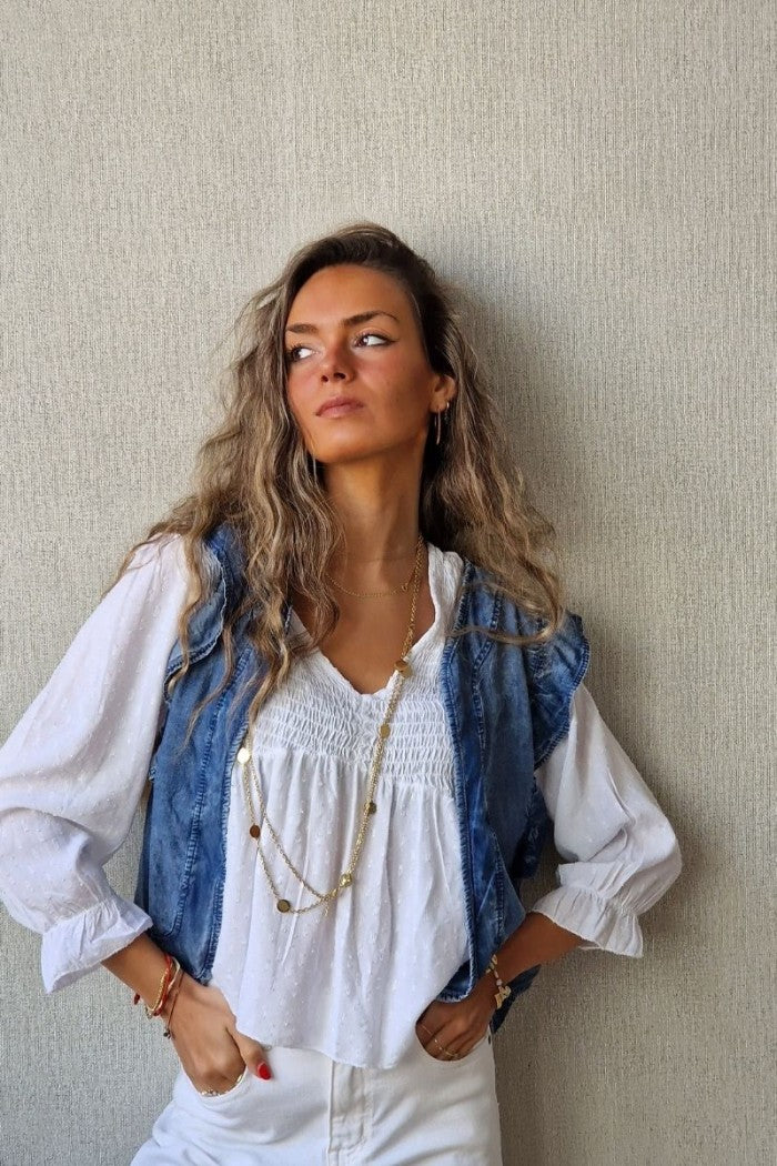 Chaleco acolchado con estampado de flores, perfecto para completar