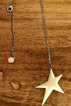 Gargantilla Estrella Alargada Grande