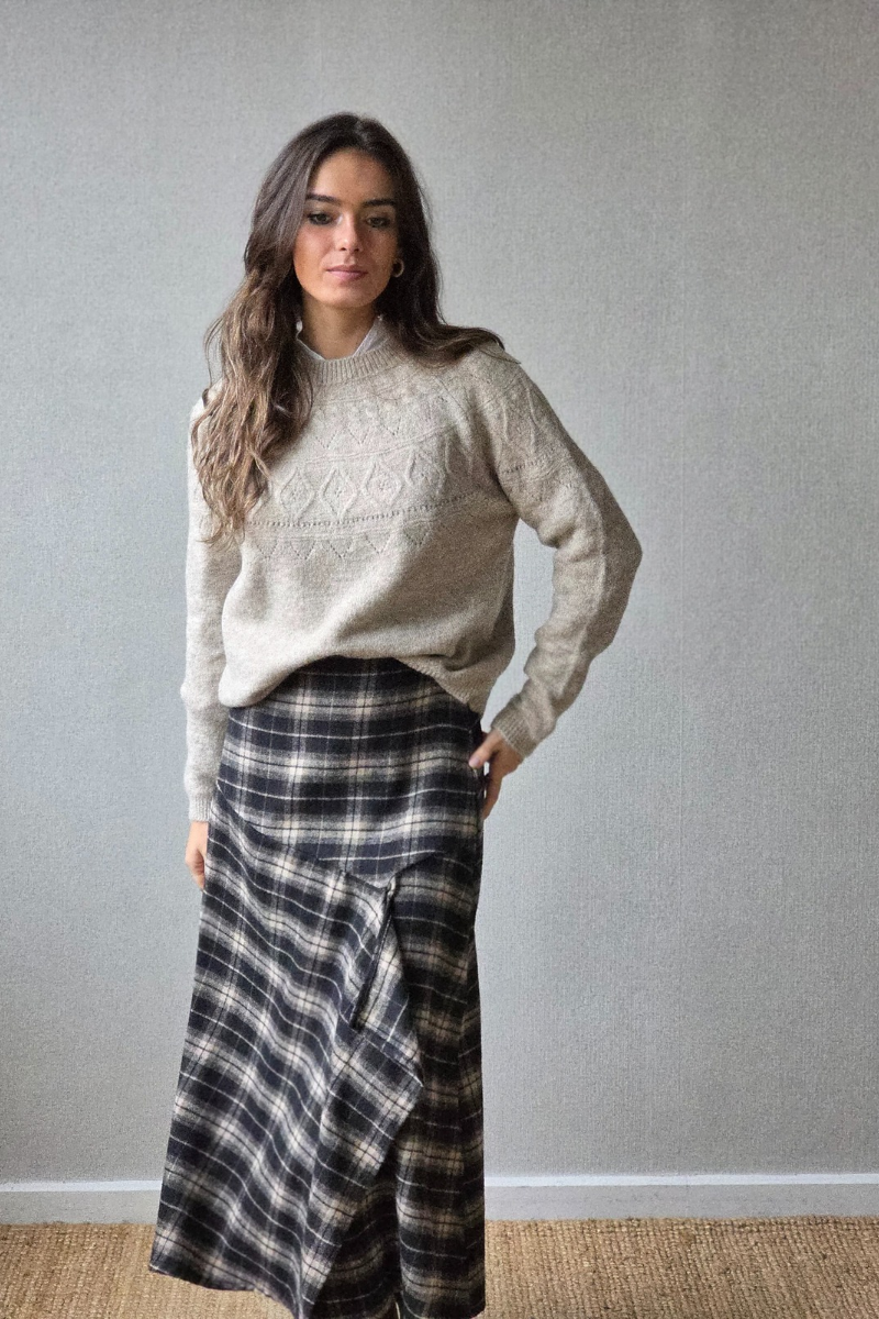 Falda de franela de cuadros escoceses negra